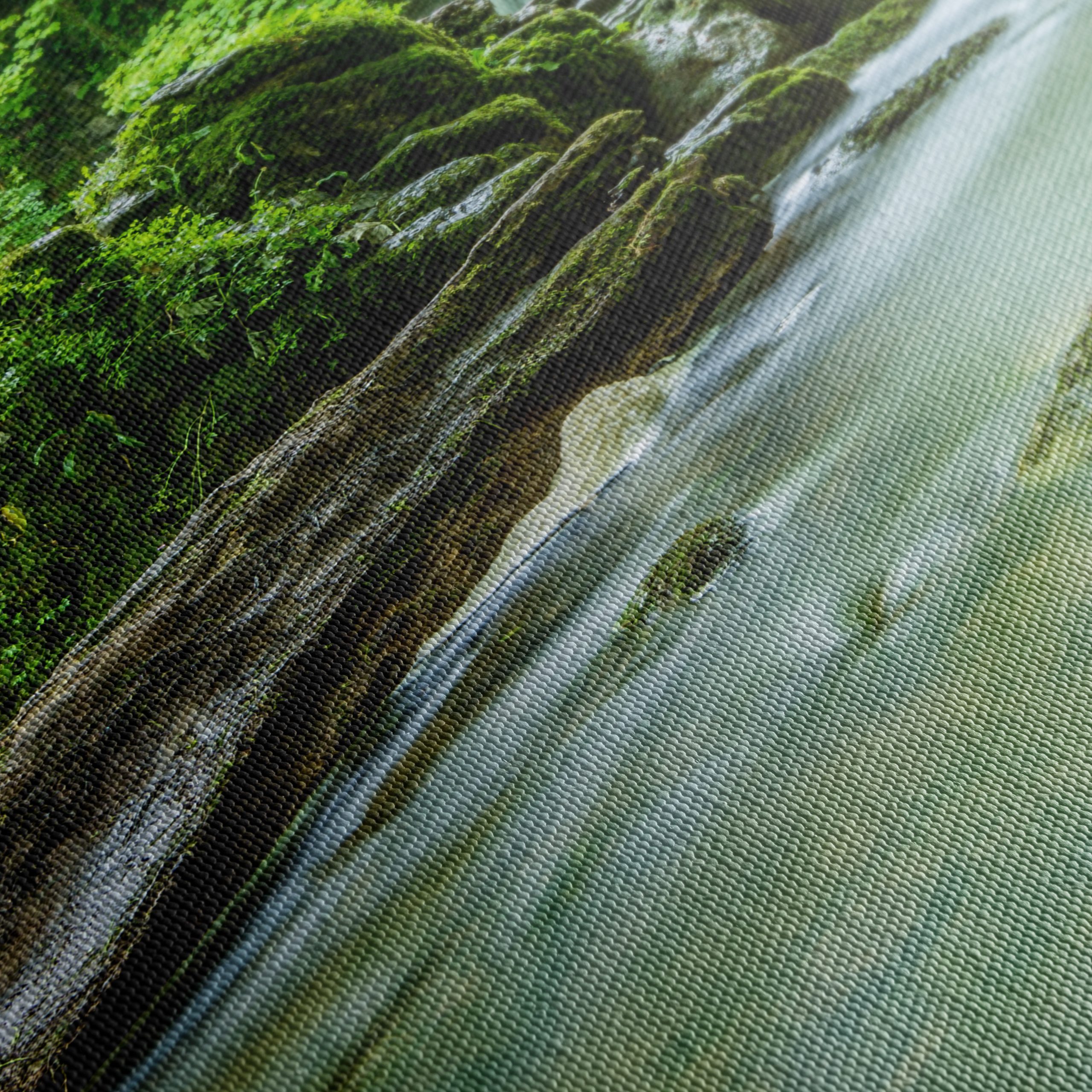 Lush Green Waterfall in Tranquil Nature - Image 5
