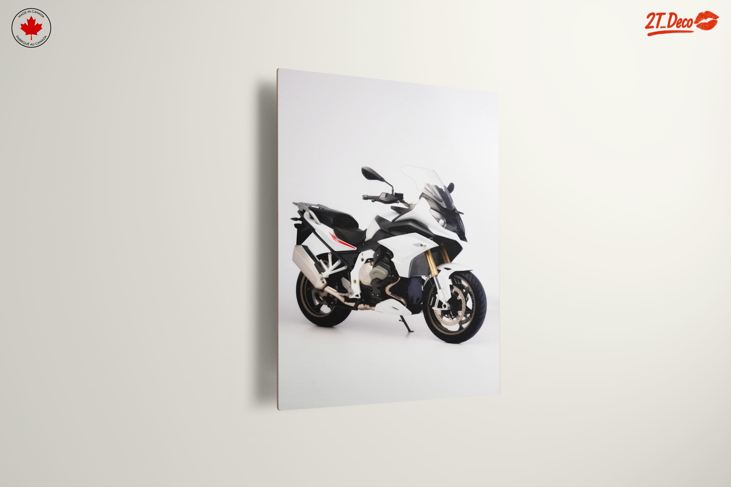 Sleek White Motorcycle Design 2 - Image 13