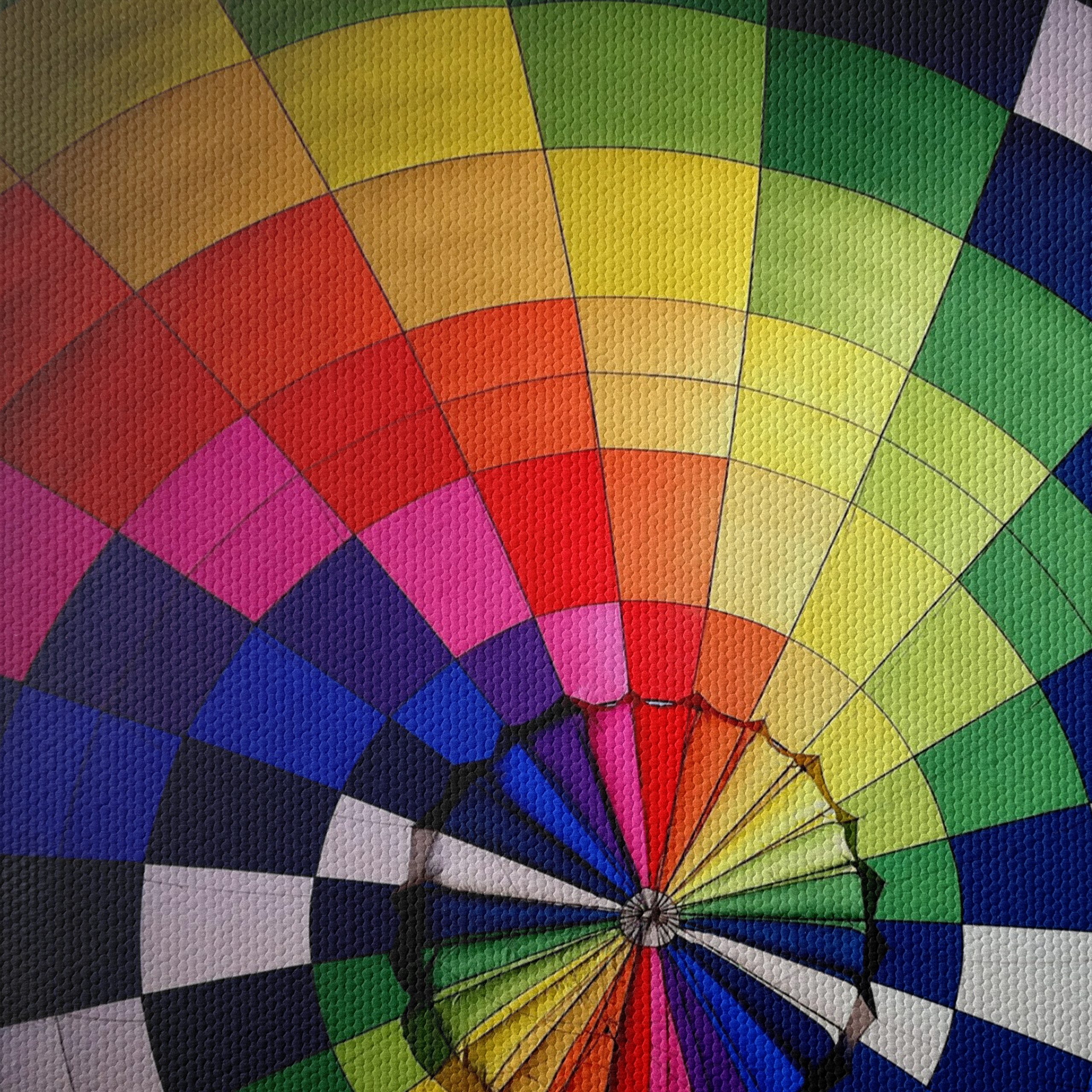 Vibrant Hot Air Balloon Patterns - Image 4