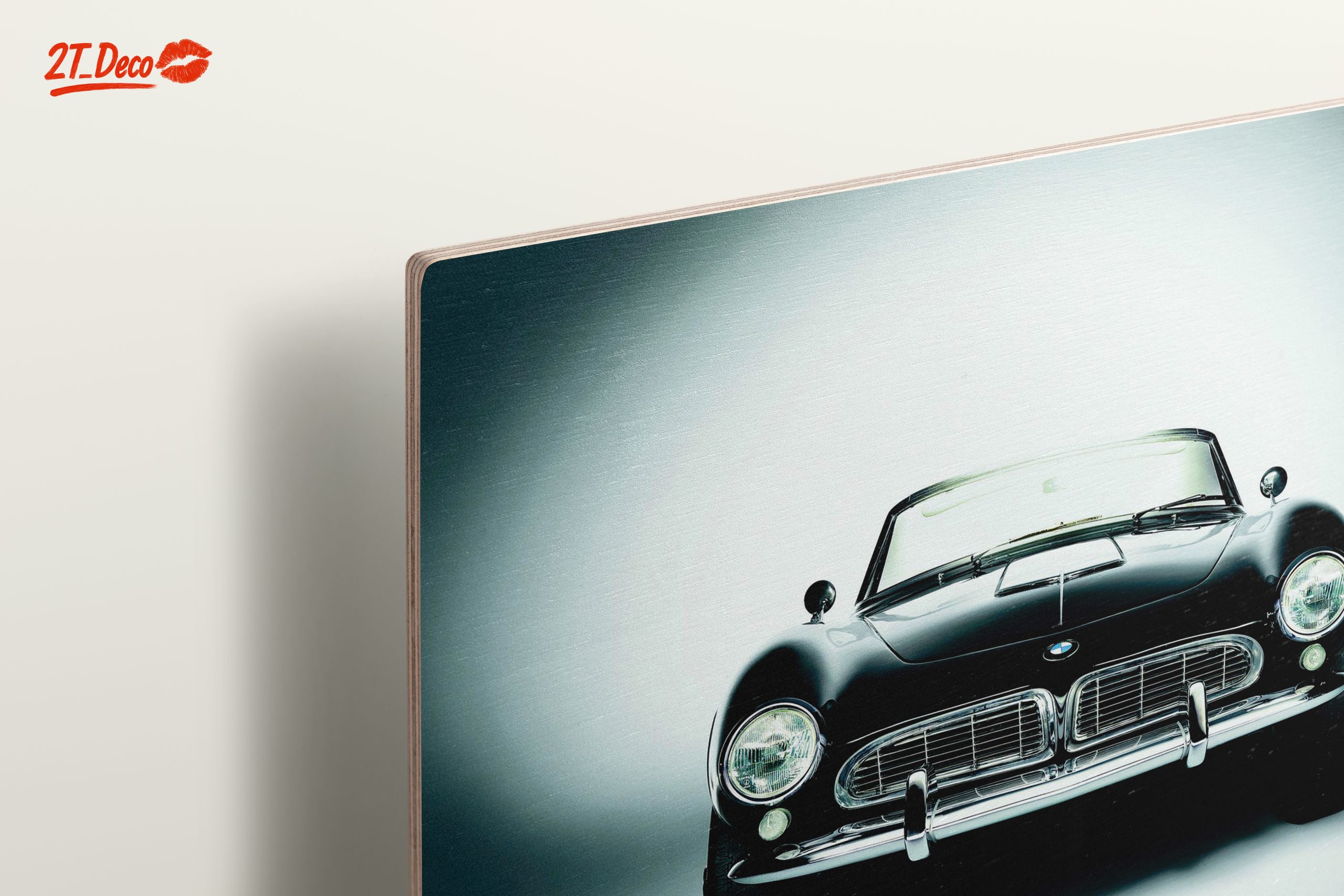 Stunning Classic Car Art Piece - Image 15