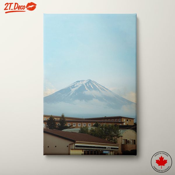 Majestic Mountain Landscape with Clear Sky