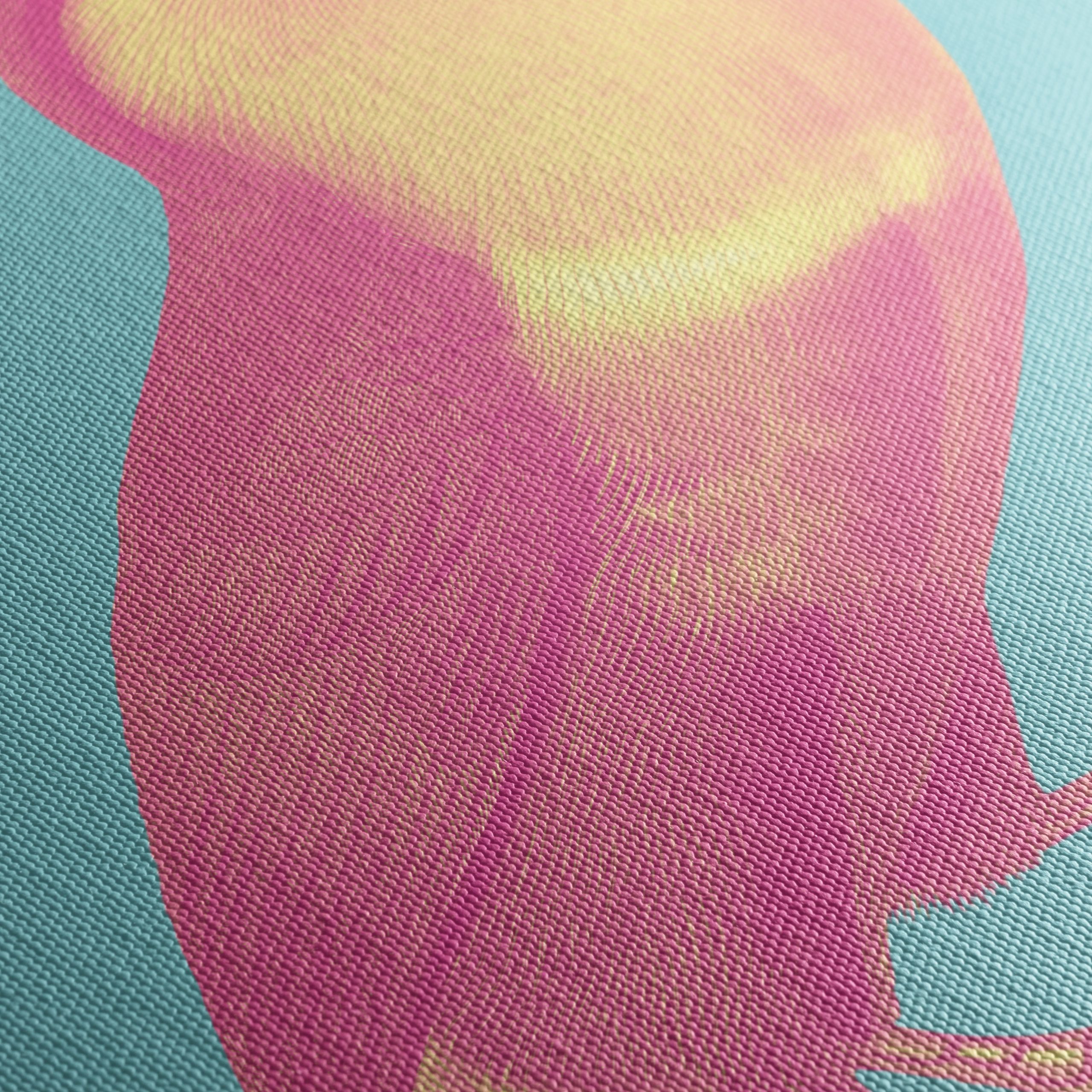 Vibrant Toucan on Abstract Background - Image 5