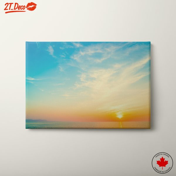 Tranquil Sunset Over the Ocean