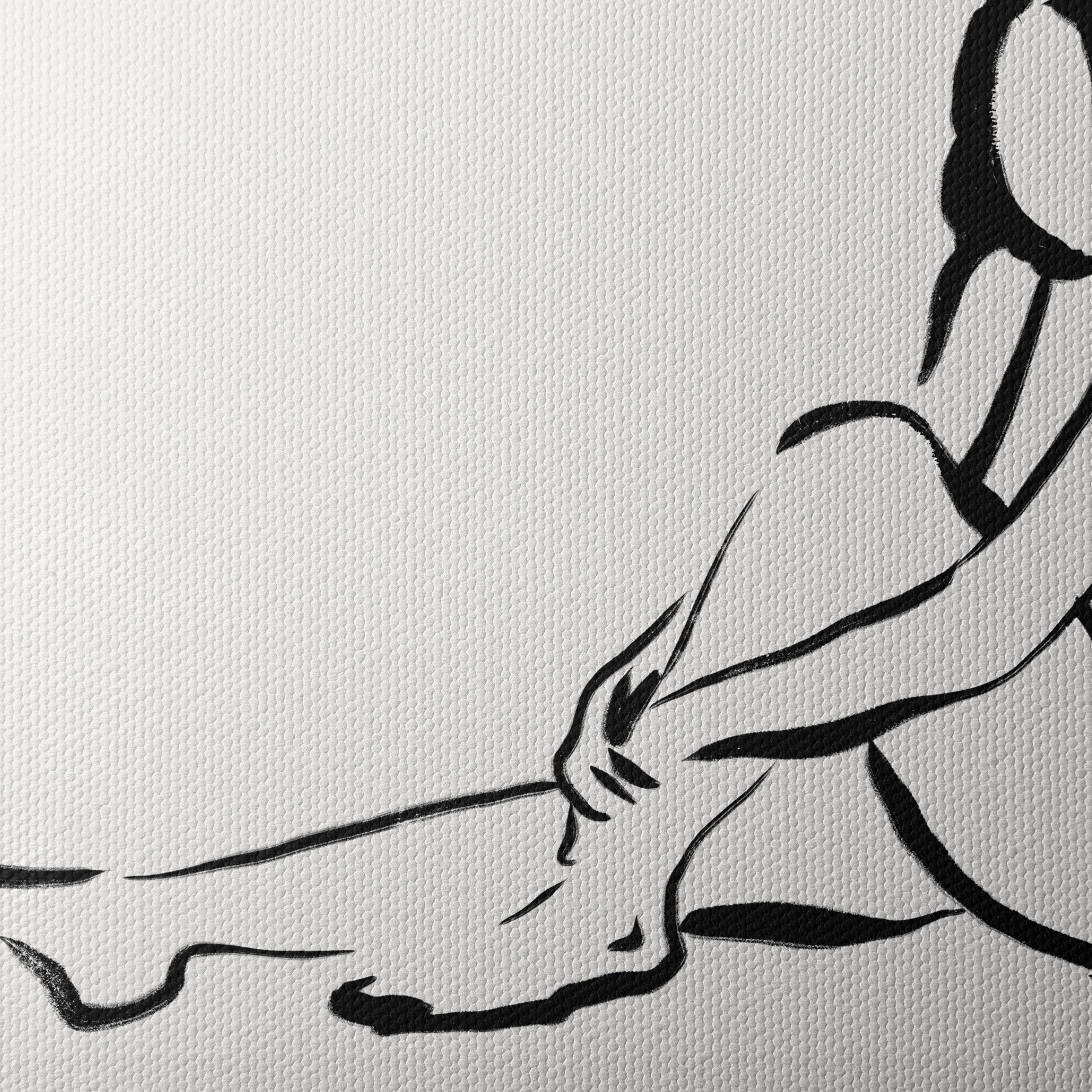 Minimalist Female Figure Art for Modern Decor - Image 4