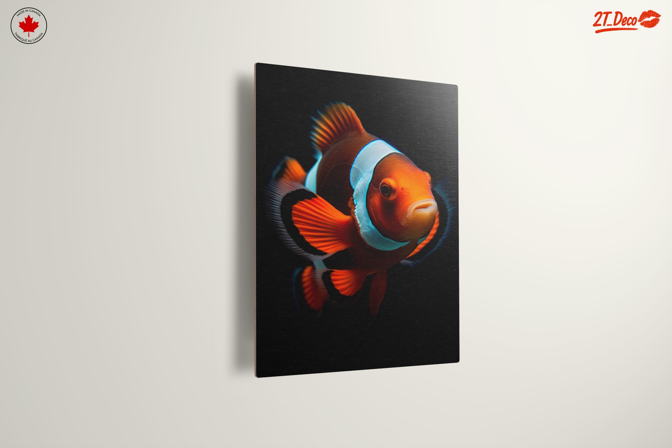 Vibrant Aquatic Fish - Image 13