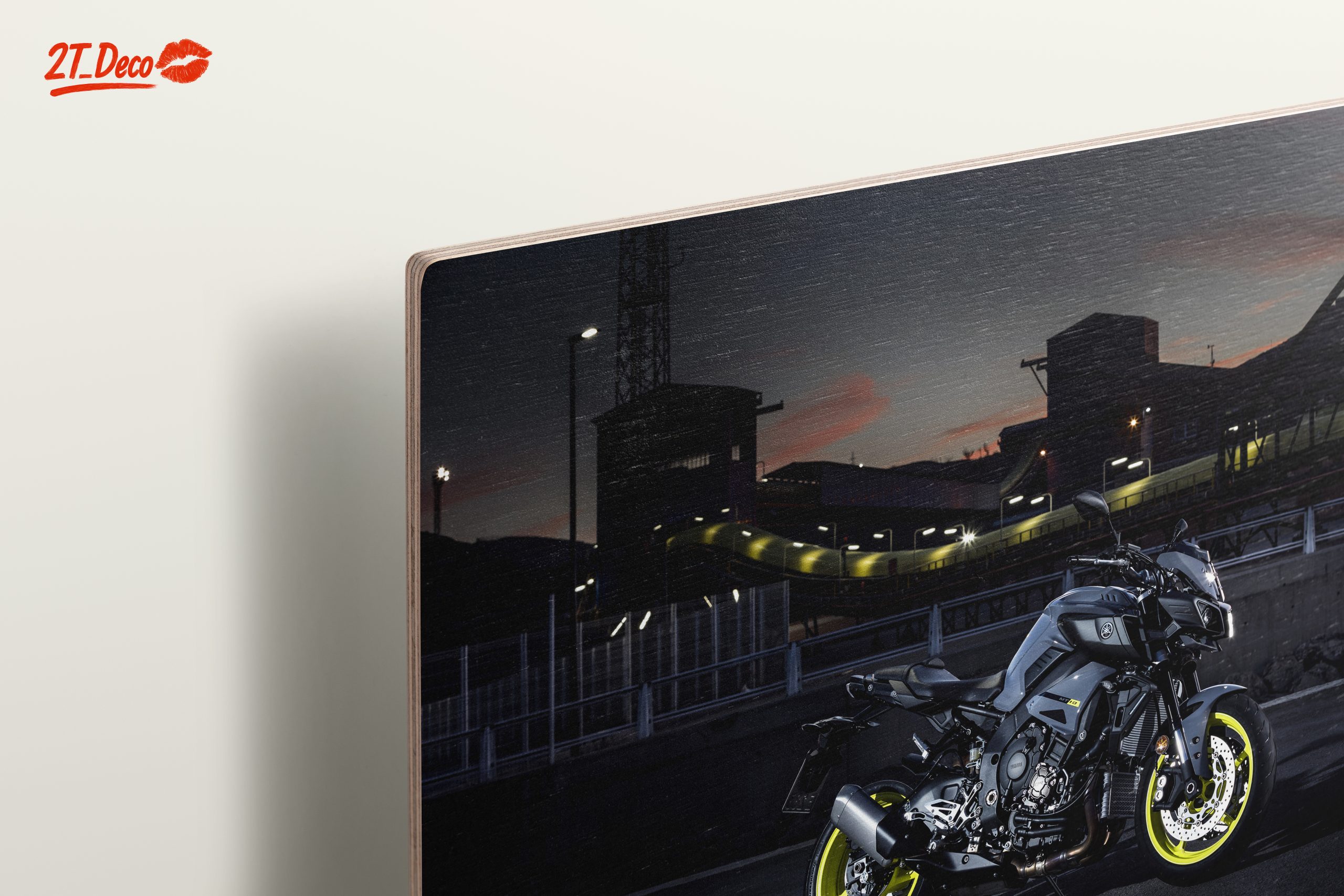 Stylish Motorcycle at Dusk - Image 15
