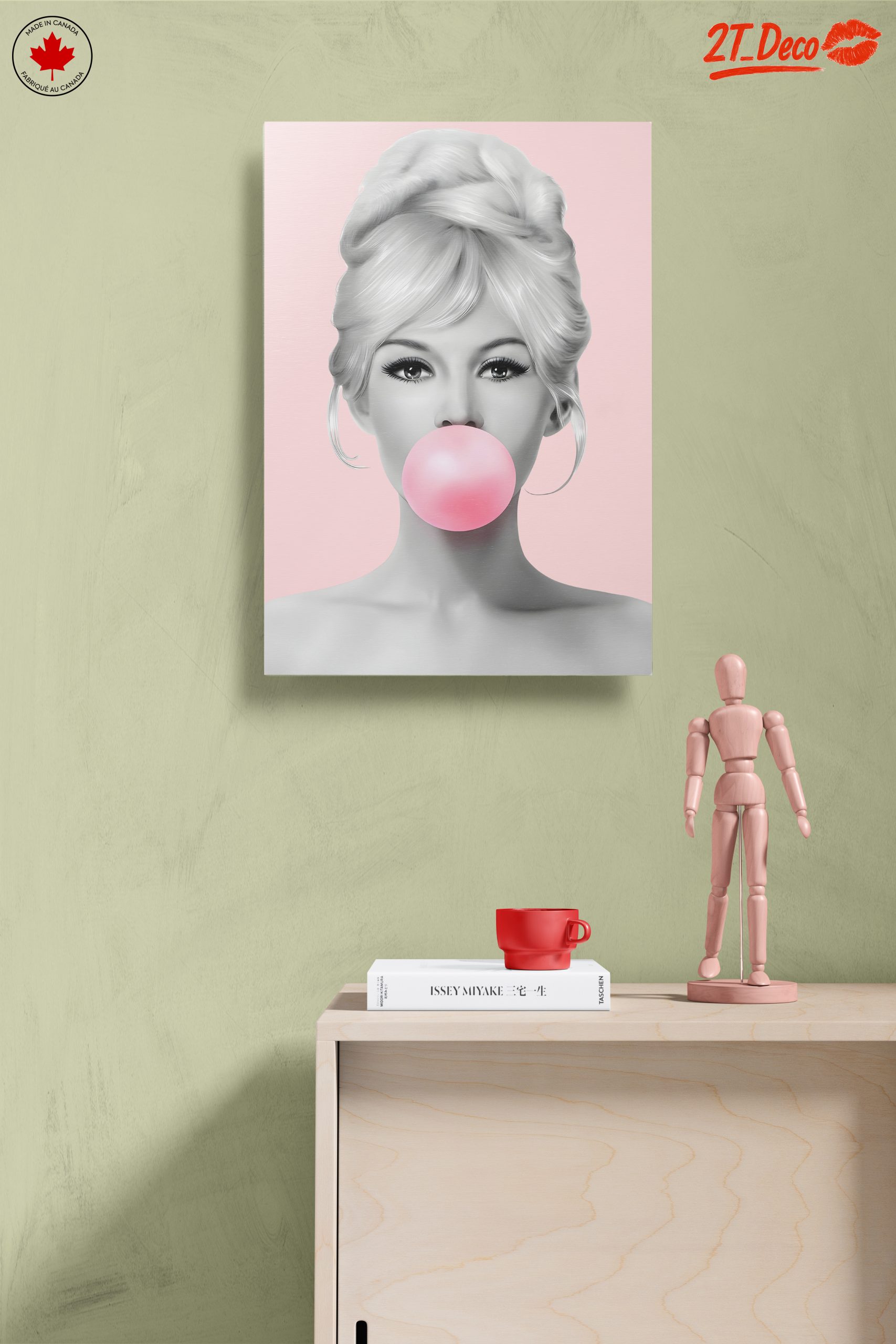 Stylish Pop Art Portrait with Bubble Gum - Image 14