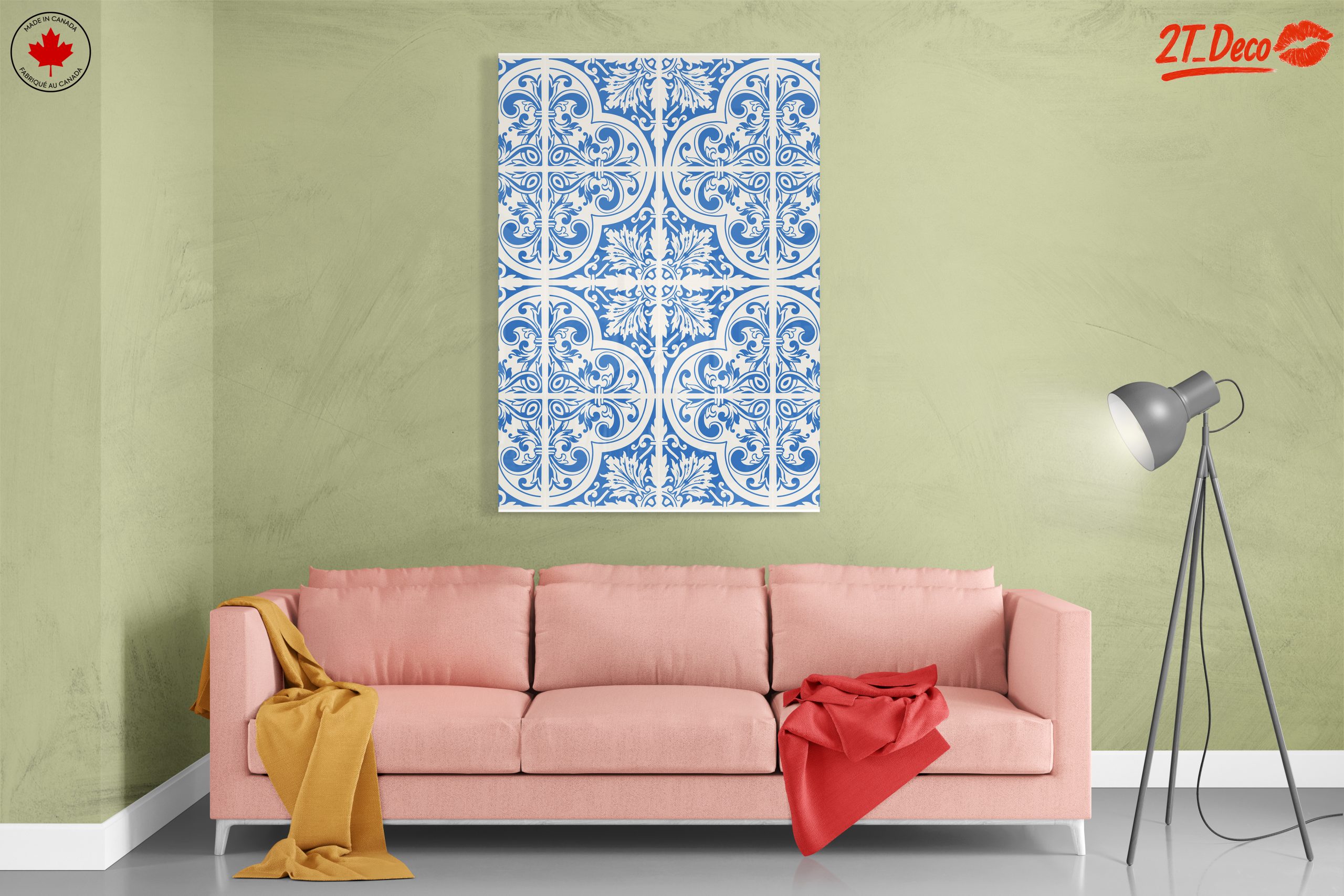Intricate Floral Pattern in Blue and White - Image 7