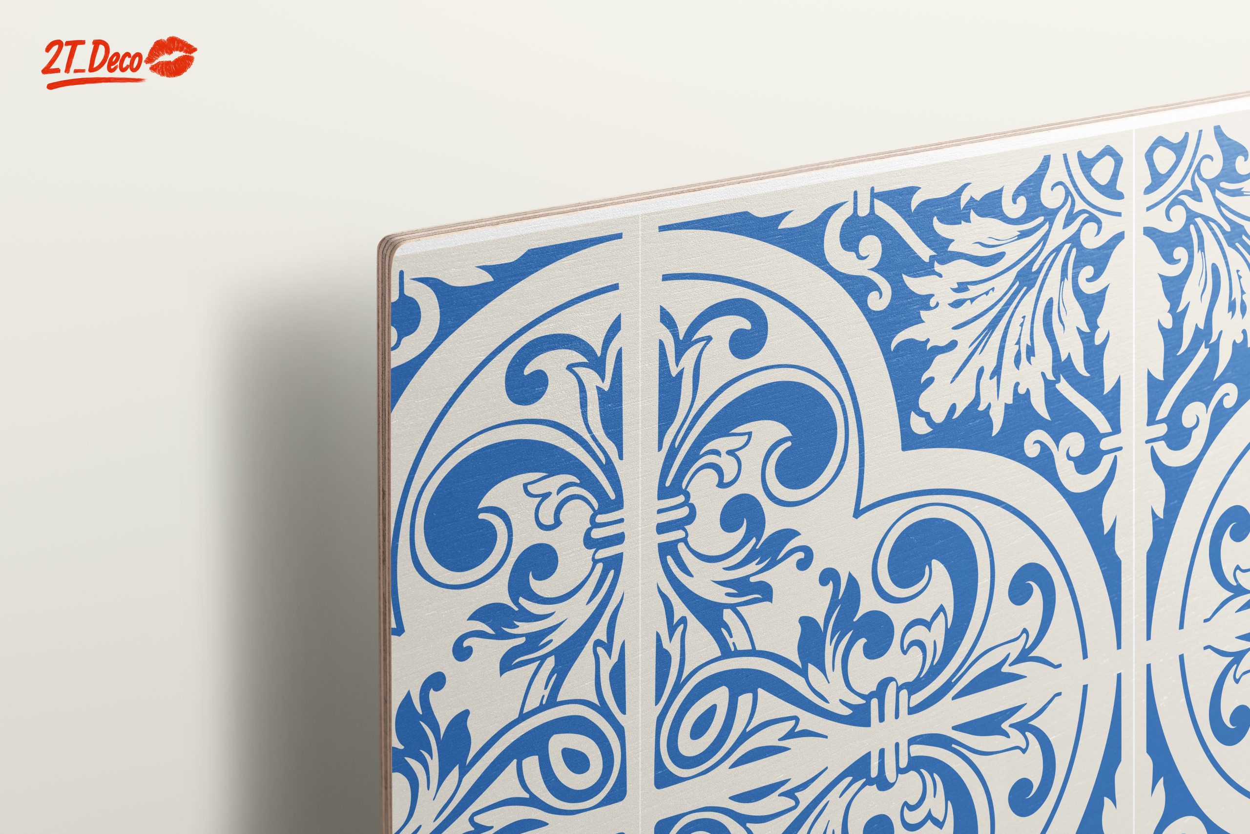 Intricate Floral Pattern in Blue and White - Image 15
