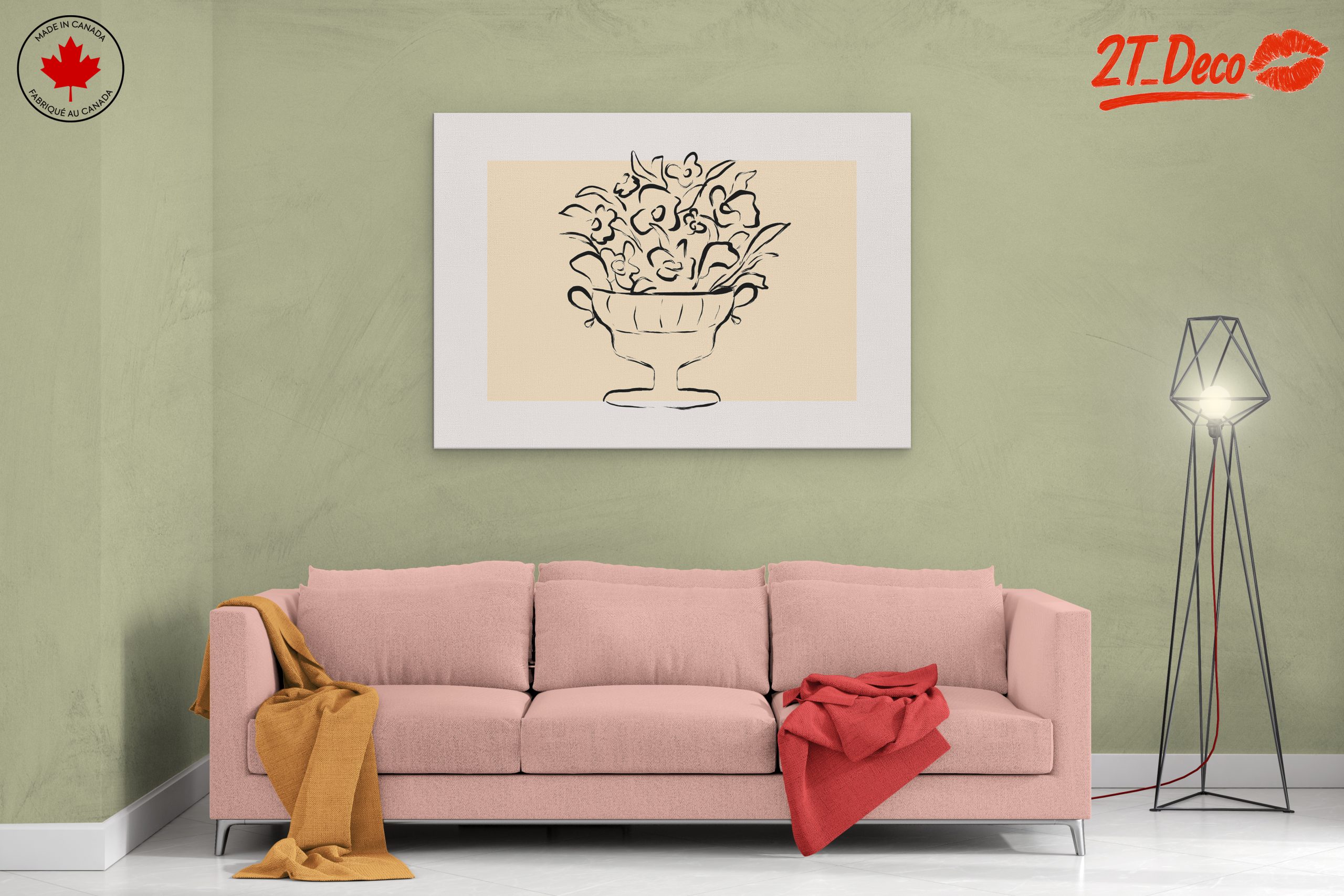 Elegant Floral Composition in Vase - Image 2