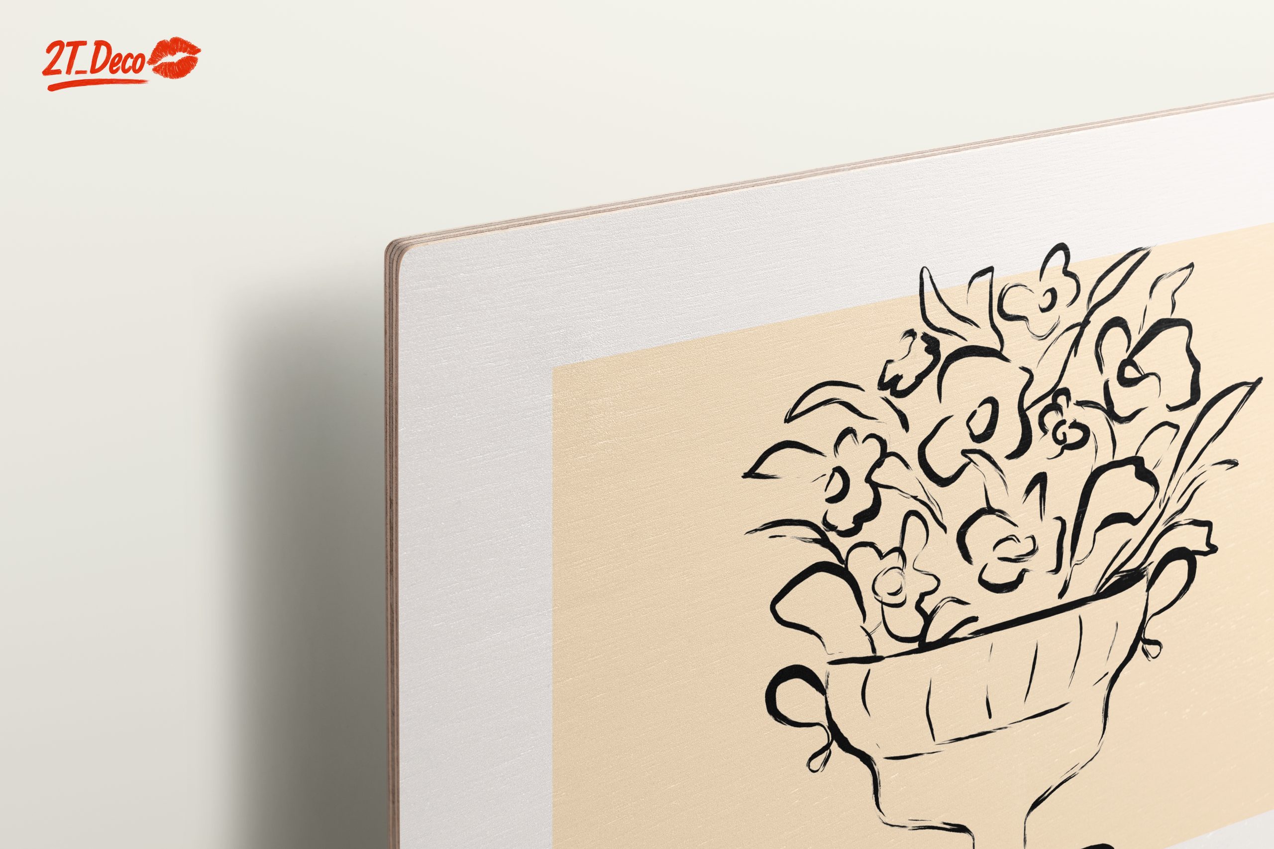 Elegant Floral Composition in Vase - Image 15
