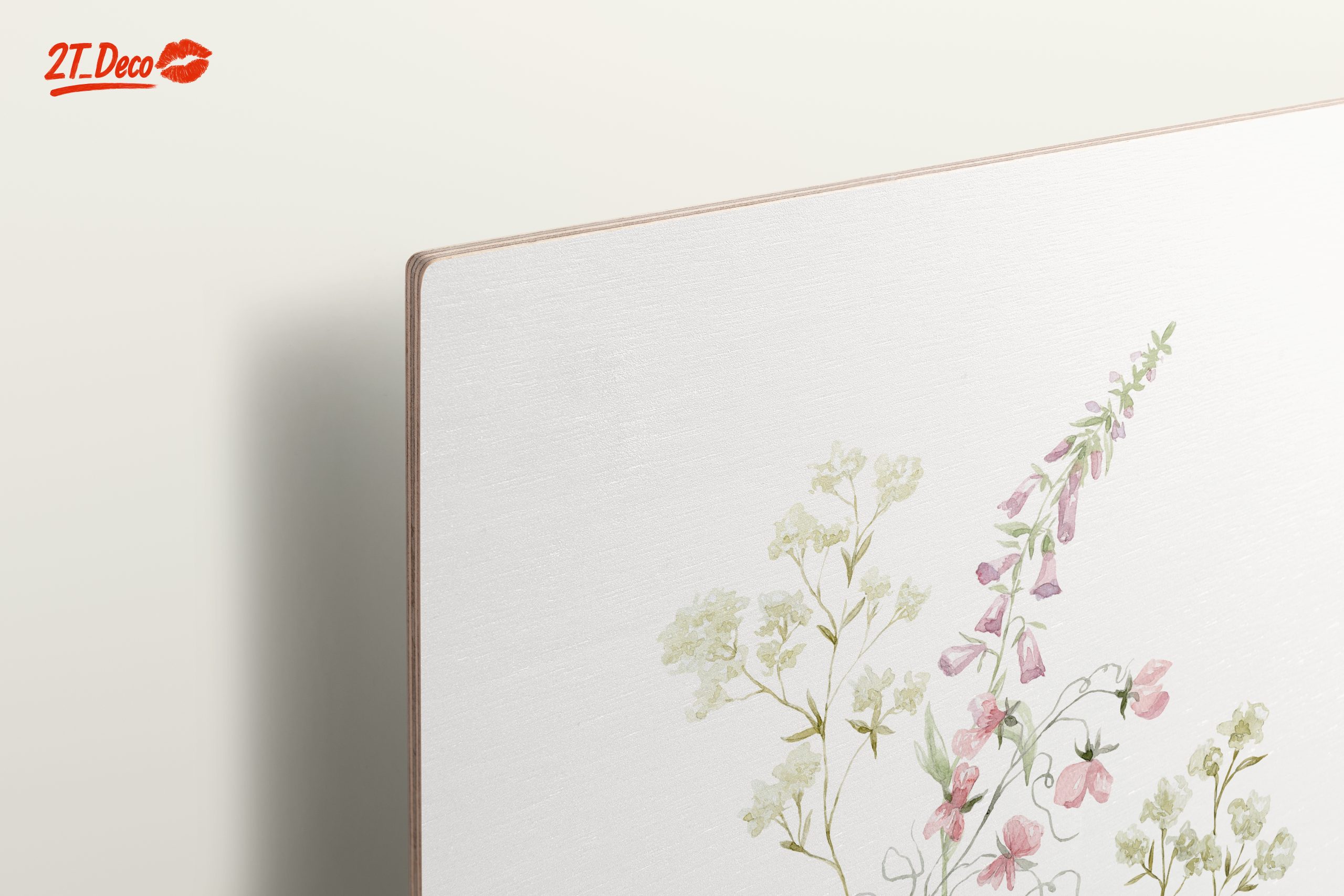 Delicate Botanical Illustrations of Flowering Plants - Image 15