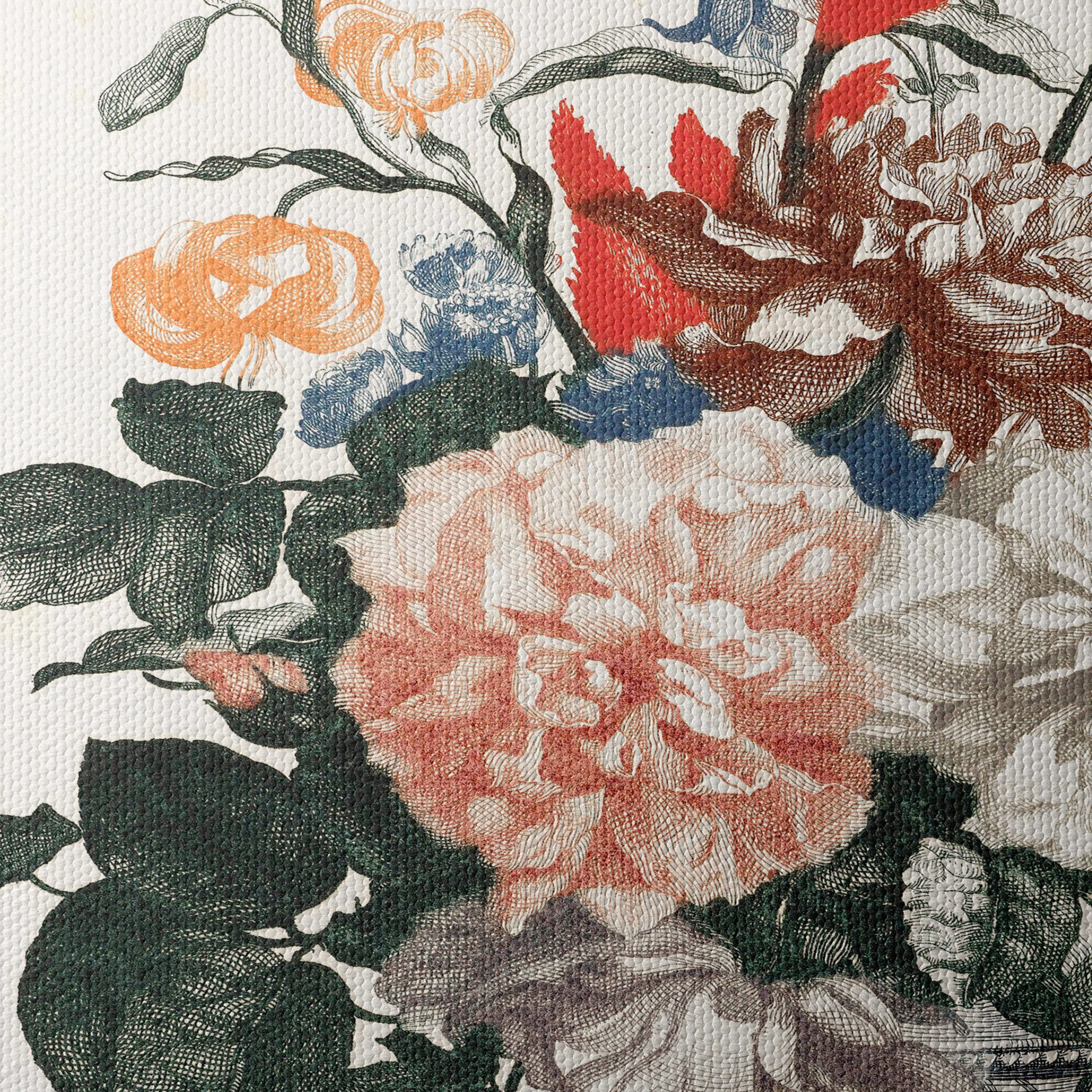 Elegant Floral Arrangement Display - Image 4