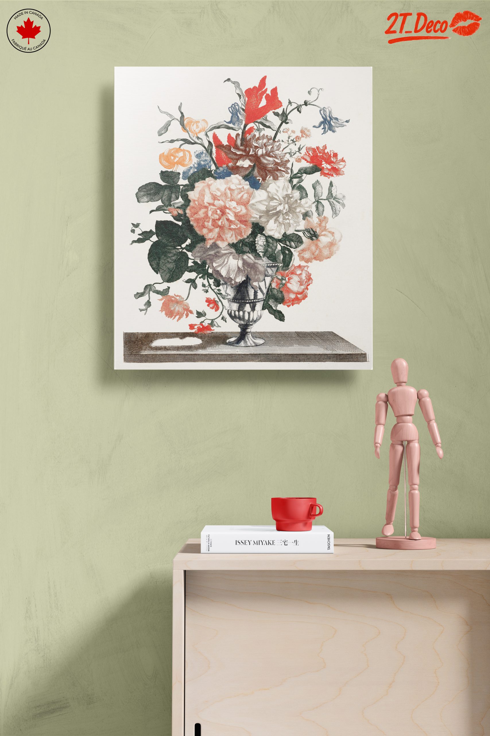 Elegant Floral Arrangement Display - Image 14