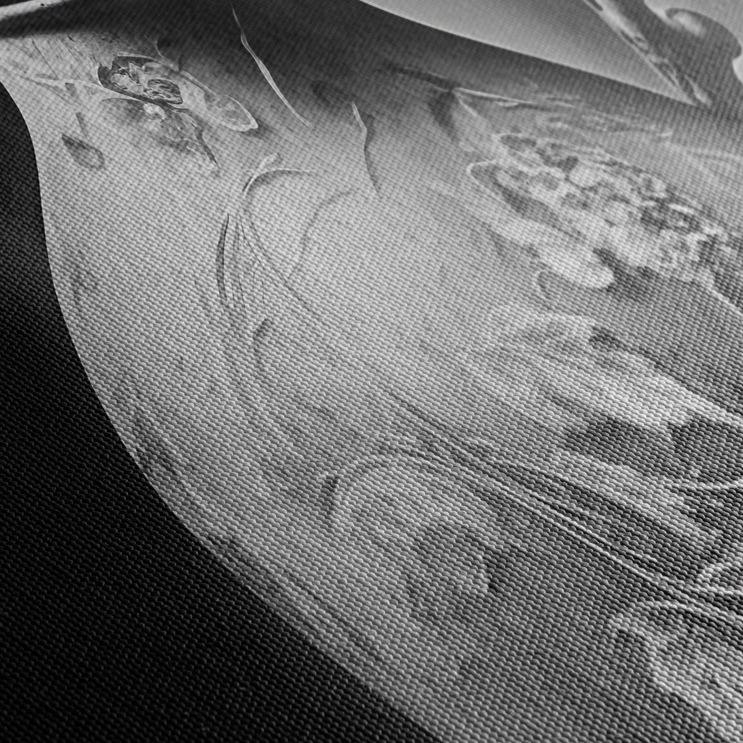 Elegant Botanical Decorative Art Piece - Image 5