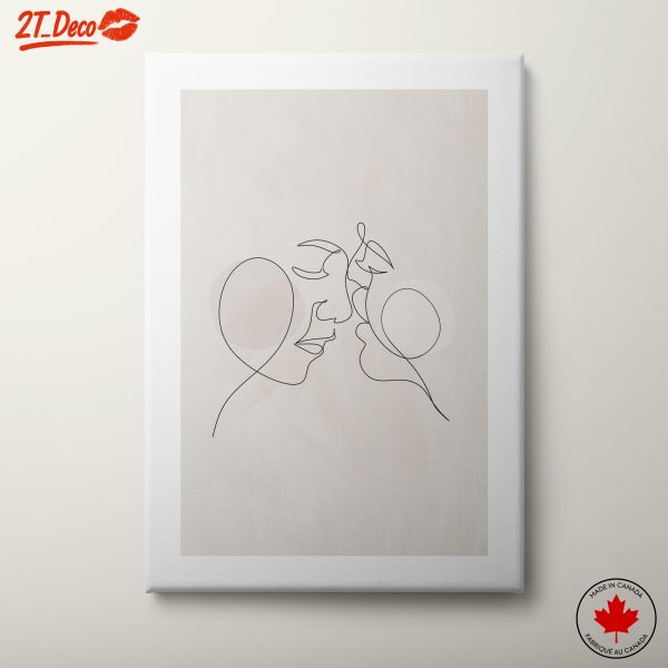 Minimalist Couples Portrait in Modern Line Art