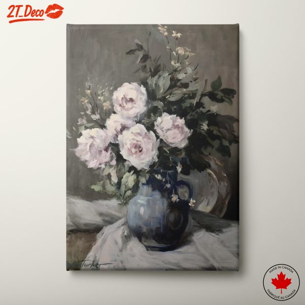 Elegant Botanical Arrangement of Roses