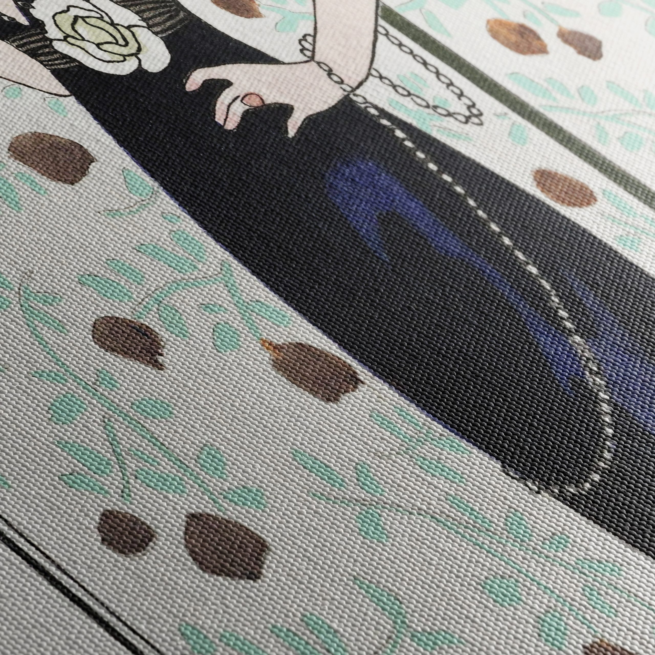 Elegant Vintage Fashion Illustration of a Woman - Image 5